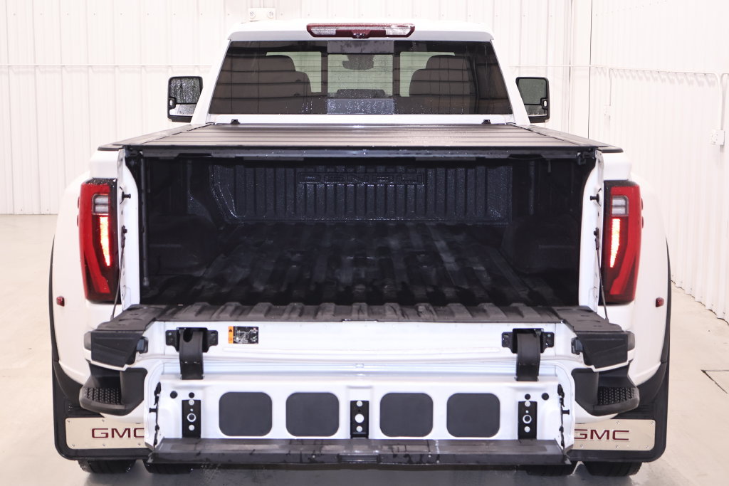 Used 2024 GMC Sierra 3500 Denali w/ Denali Reserve Package AWD/4WD image 41