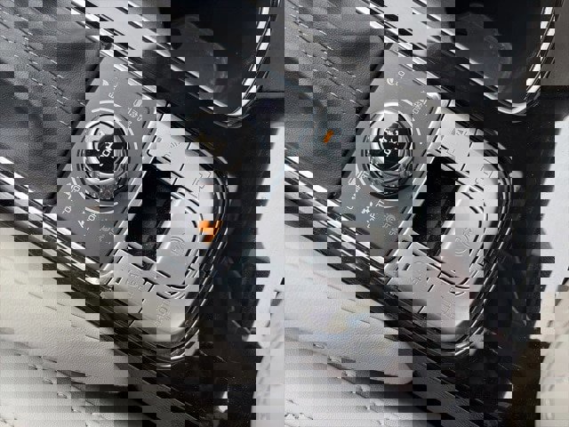 Used 2024 Kia Telluride SX Prestige image 16