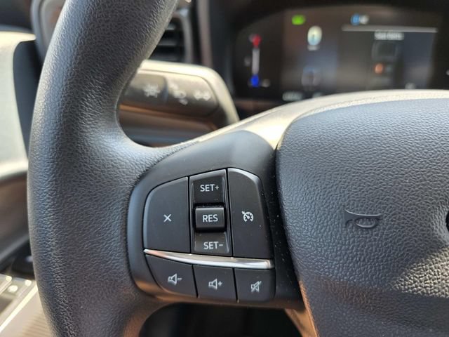Certified 2025 Ford Maverick XL FWD image 18