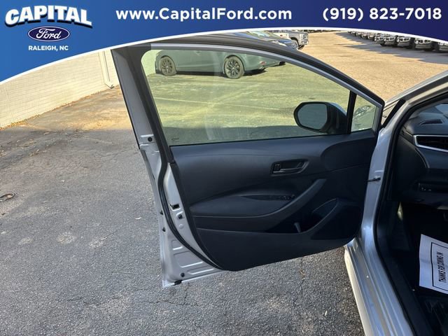 Used 2024 Toyota Corolla LE image 19