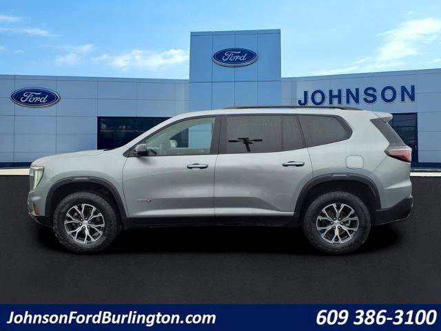 Used 2024 GMC Acadia AT4 w/ Luxury Package image 6