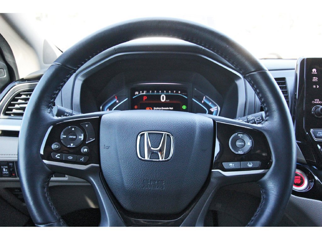 Used 2023 Honda Odyssey Touring image 17