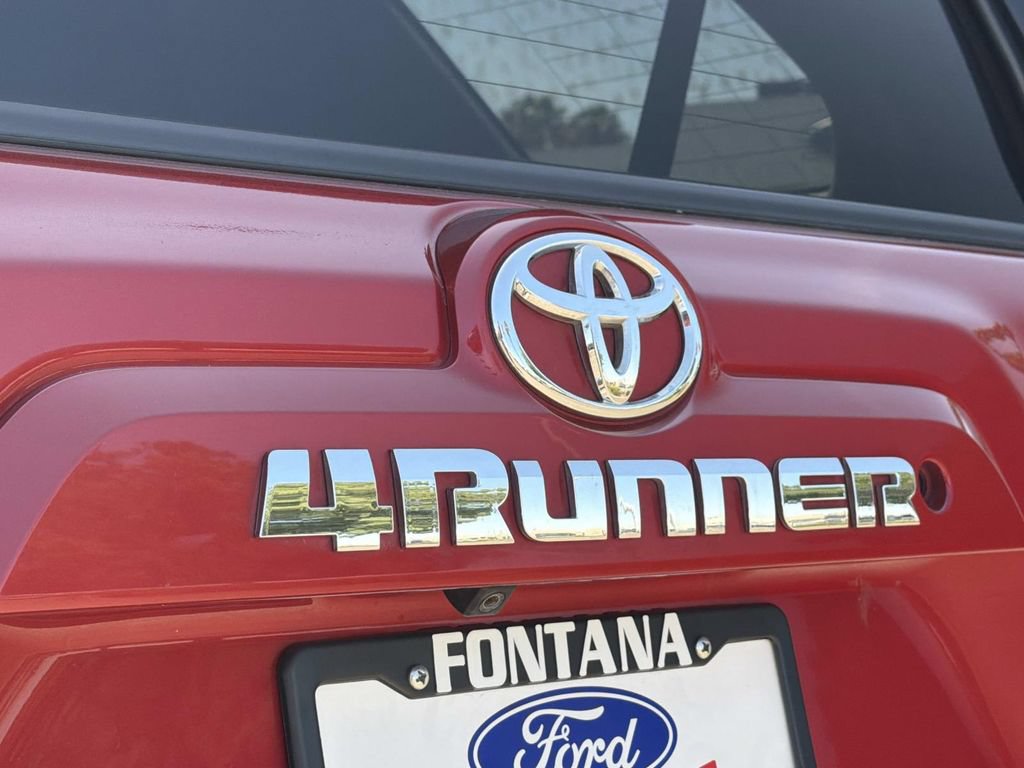 Used 2021 Toyota 4Runner SR5 RWD image 9