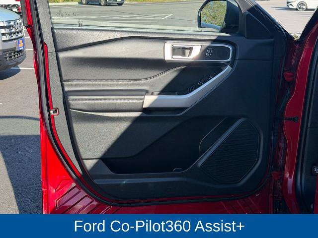Certified 2023 Ford Explorer XLT w/ Equipment Group 202A AWD/4WD image 14