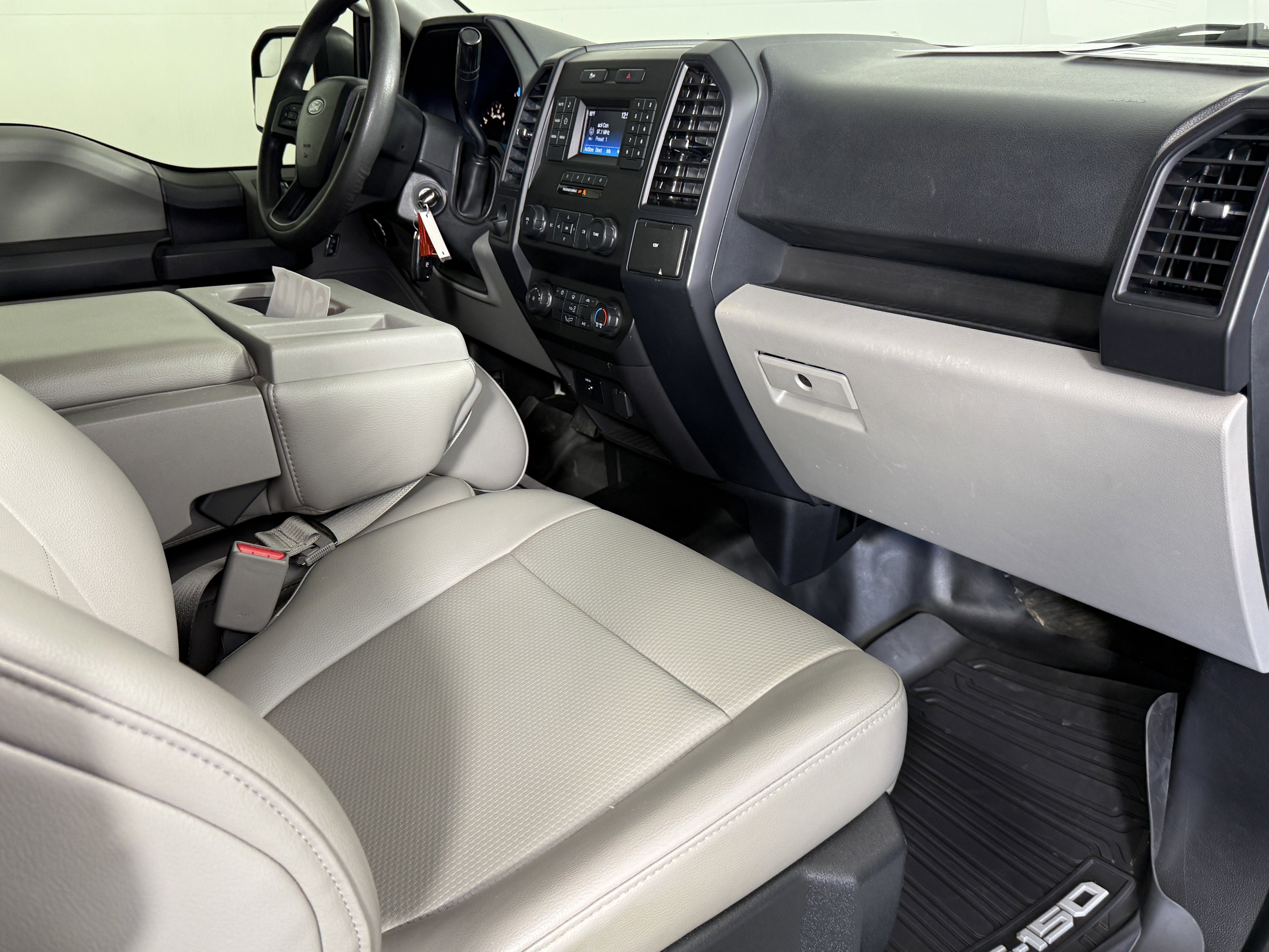 Certified 2017 Ford F150 XL w/ XL Power Equipment Group image 9