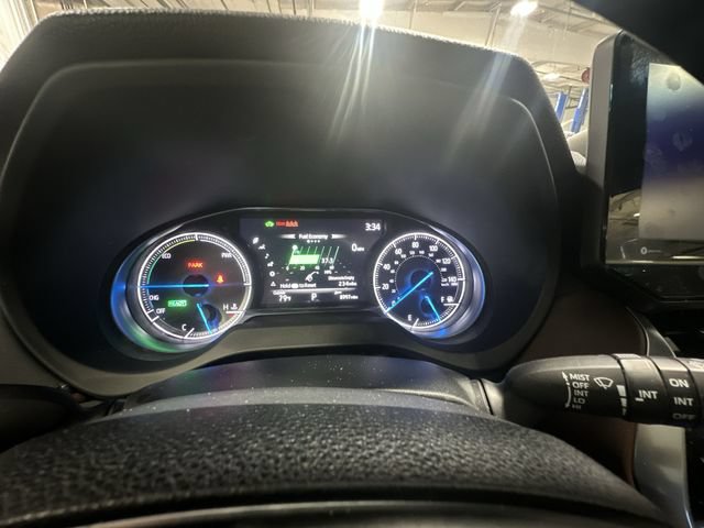 Used 2022 Toyota Venza Limited AWD/4WD image 14