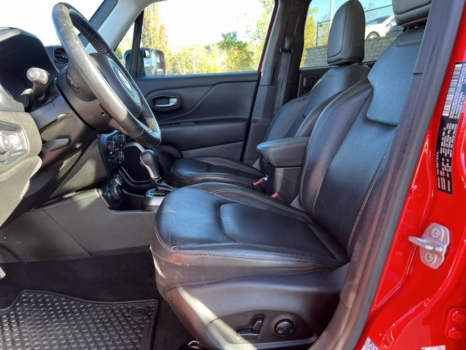 Used 2022 Jeep Renegade Limited w/ Sun, Sound & Wheels Group image 10
