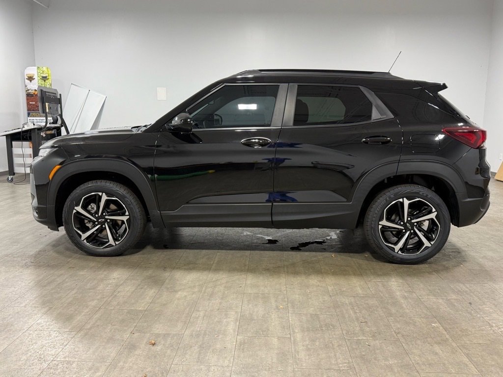 Used 2023 Chevrolet TrailBlazer RS w/ Convenience Package image 7