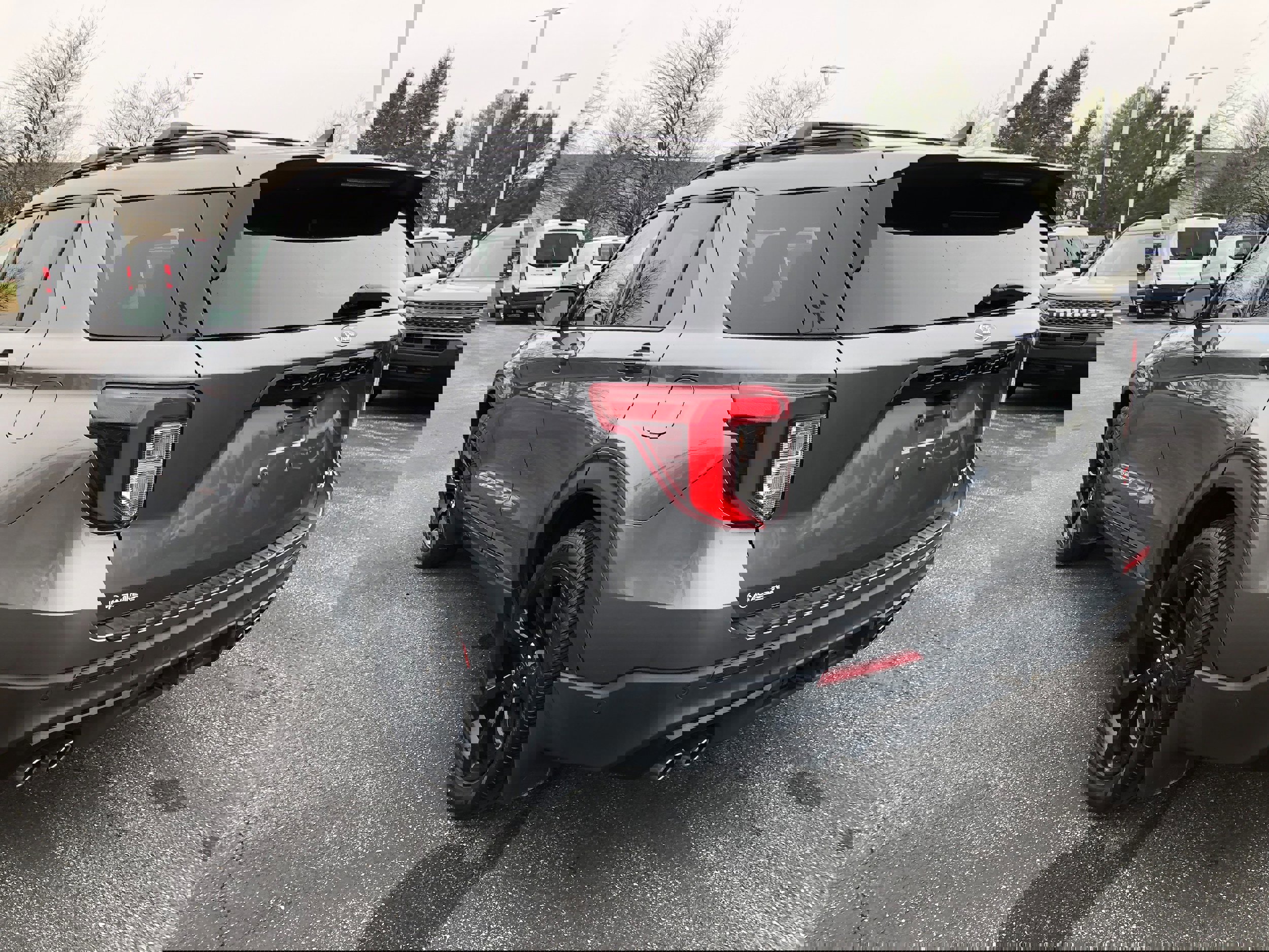 Certified 2022 Ford Explorer ST w/ Equipment Group 401A image 5