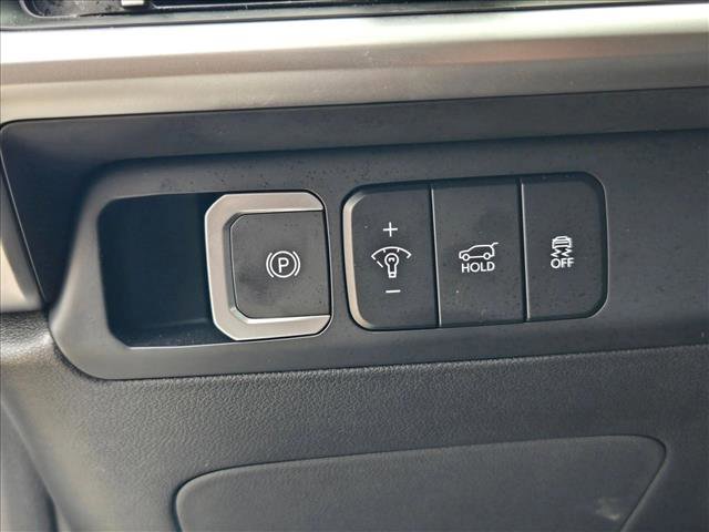 Used 2026 Hyundai Santa Fe SEL FWD image 11