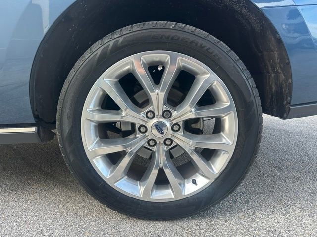 Certified 2018 Ford Expedition Limited w/ Equipment Group 302A image 36