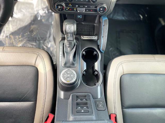 Certified 2024 Ford Bronco Wildtrak AWD/4WD image 15