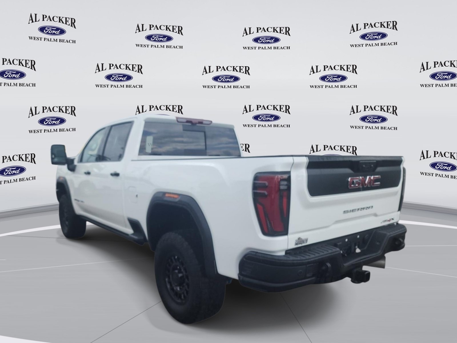 Used 2025 GMC Sierra 2500 AT4X w/ AT4X AEV Edition AWD/4WD image 3