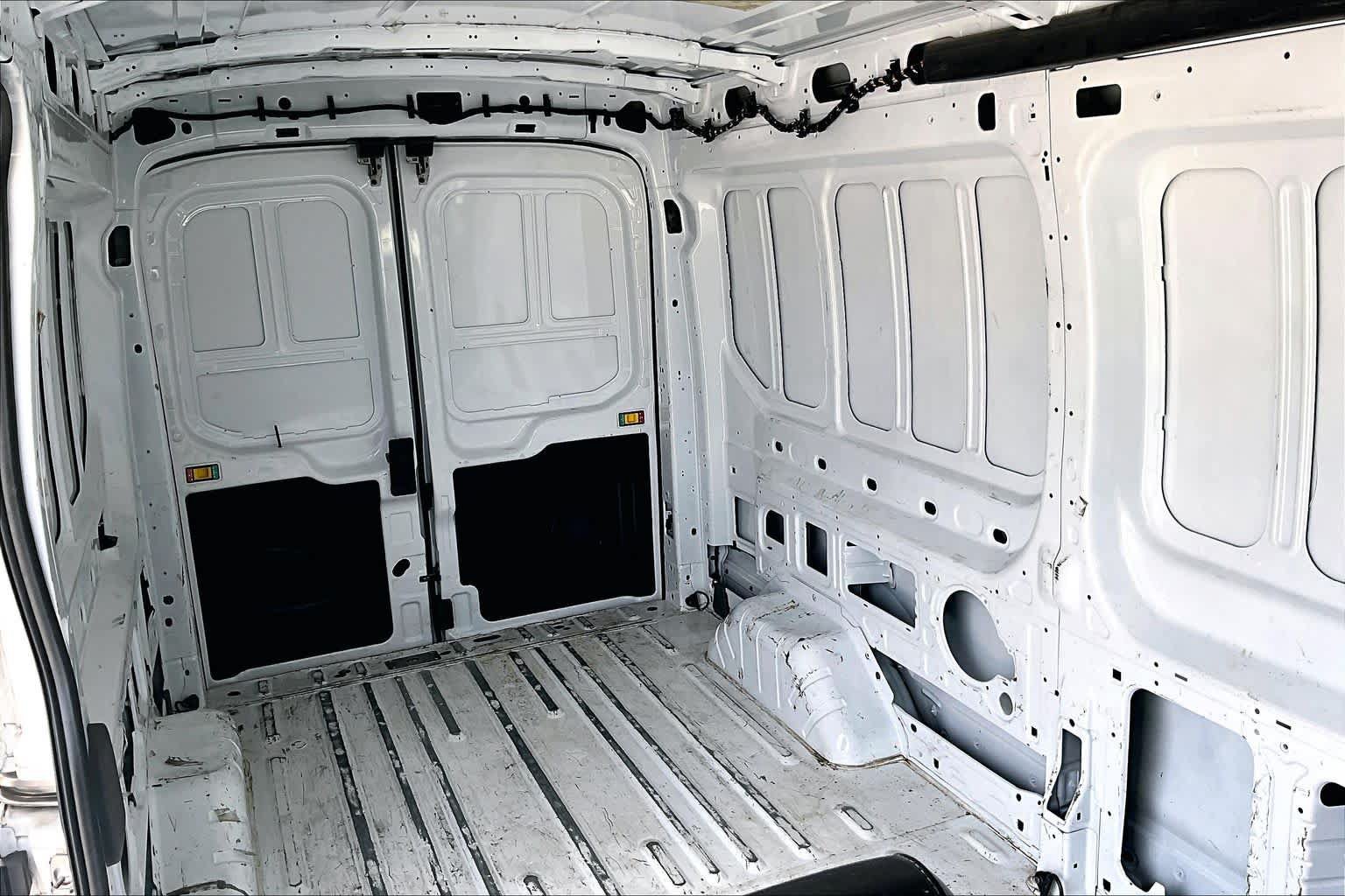 Certified 2023 Ford Transit 250 Medium Roof AWD image 24
