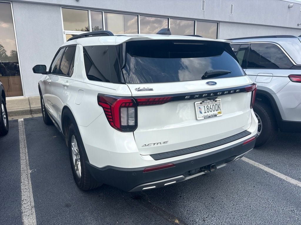 Certified 2025 Ford Explorer Active w/ Active Comfort Package RWD image 6