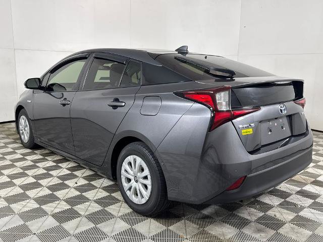 Used 2019 Toyota Prius image 6