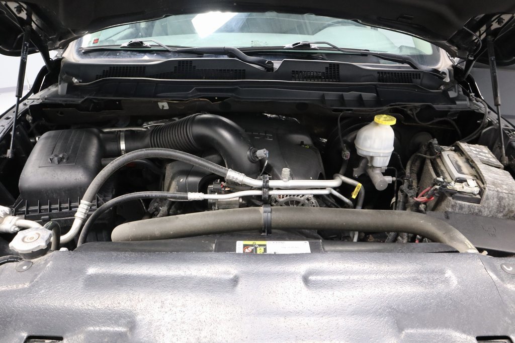 Used 2019 RAM 1500 Classic SLT image 13