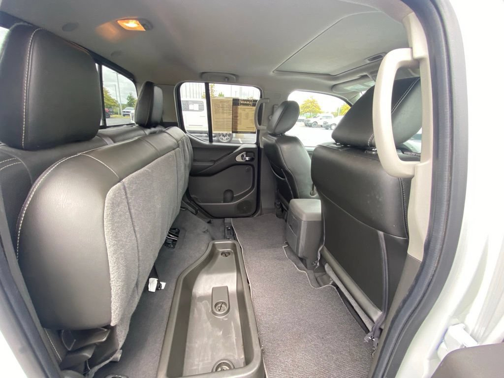 Used 2020 Nissan Frontier PRO-4X w/ Pro-4x Utility Package AWD/4WD image 28