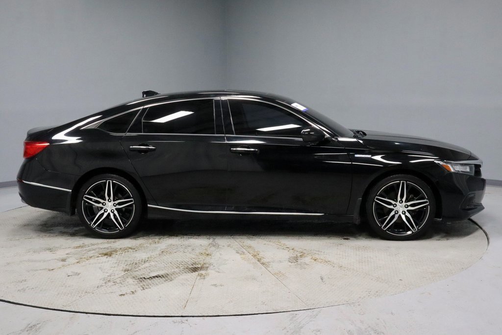 Used 2022 Honda Accord Touring image 6