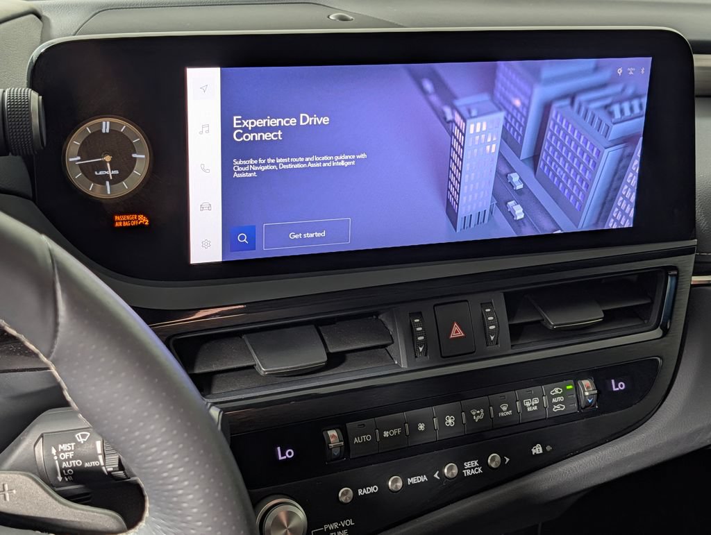 Used 2023 Lexus ES 350 F Sport w/ Accessory Package (Z2) FWD image 9