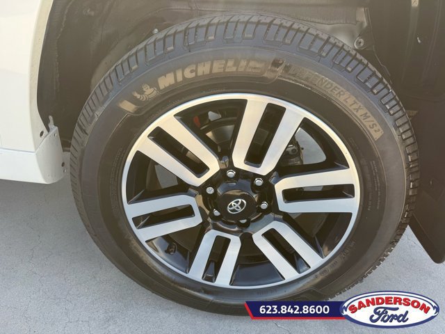 Used 2023 Toyota 4Runner Limited AWD/4WD image 22