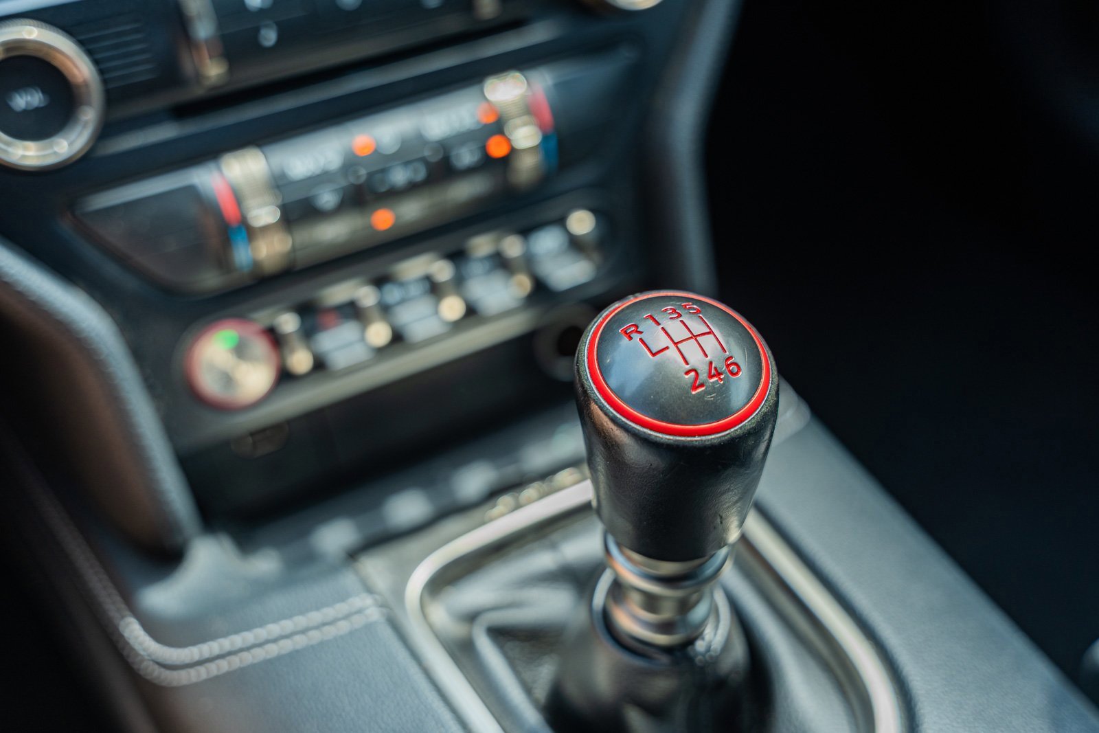 Certified 2020 Ford Mustang Shelby GT350 w/ Technology Package image 34