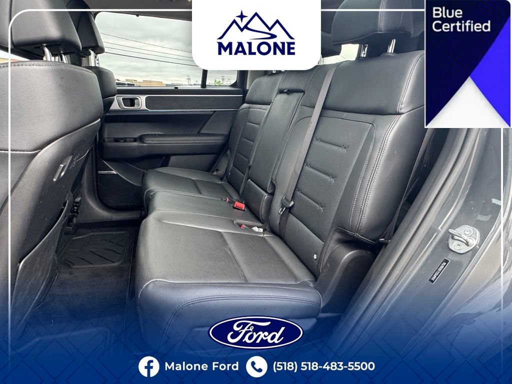 Used 2024 Hyundai Santa Fe Limited AWD/4WD image 16