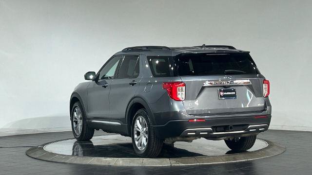 Certified 2022 Ford Explorer XLT w/ Equipment Group 202A AWD/4WD image 7