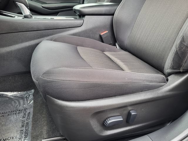 Used 2024 Nissan Altima 2.5 SV FWD image 15