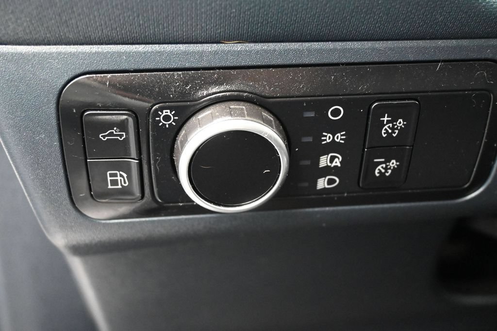 Certified 2024 Ford Maverick XL FWD image 11