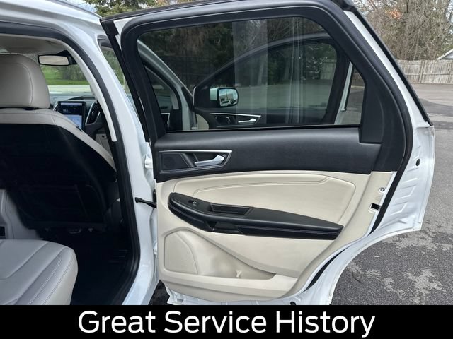 Certified 2022 Ford Edge Titanium AWD/4WD image 17