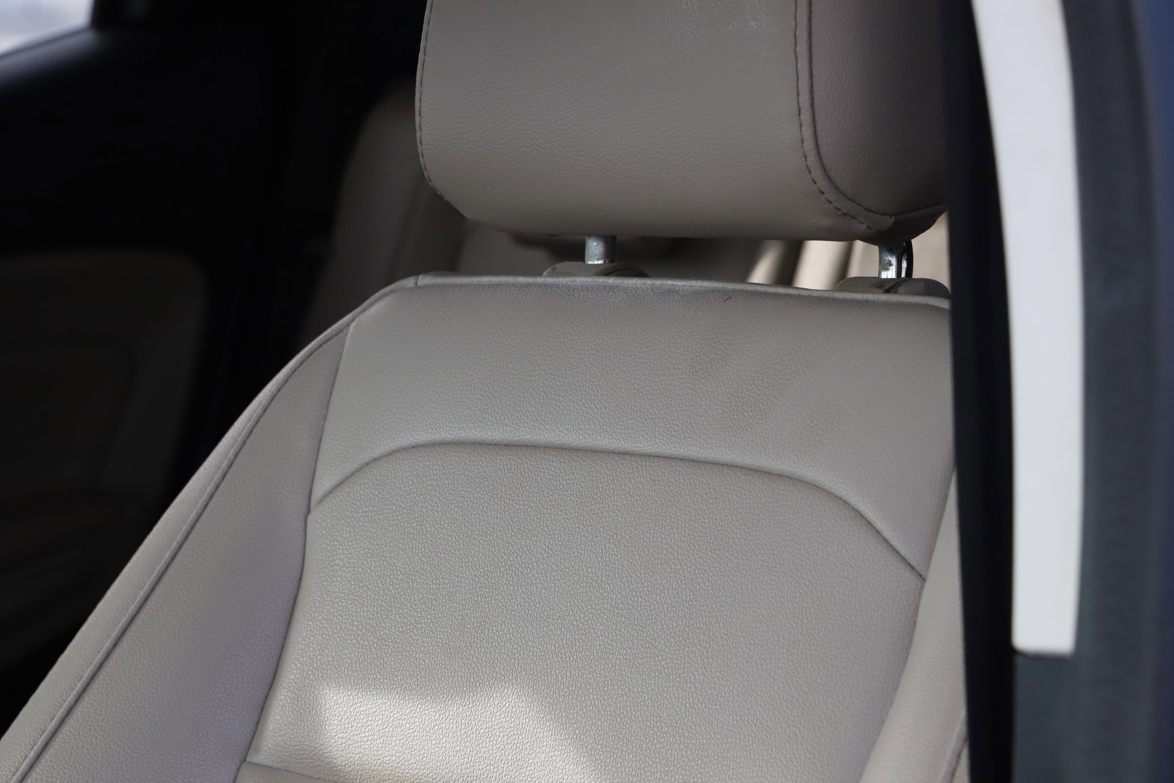 Certified 2022 Ford EcoSport Titanium image 12