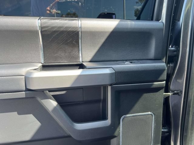 Certified 2019 Ford F350 Platinum w/ Platinum Ultimate Package AWD/4WD image 35