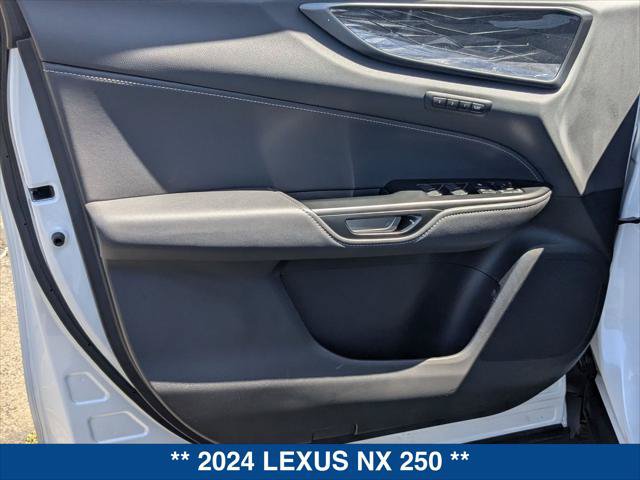 Used 2024 Lexus NX 250 FWD w/ Premium Package image 10