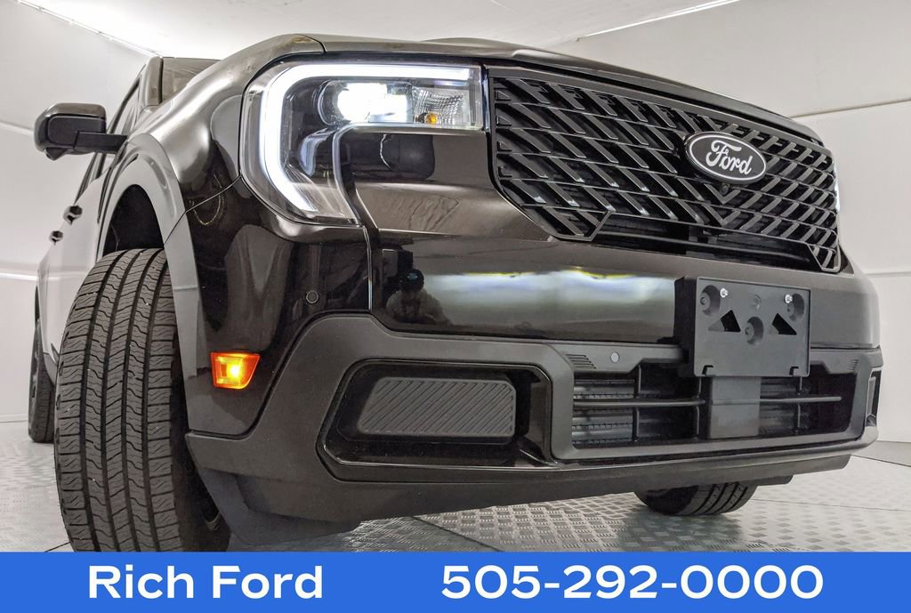 Certified 2025 Ford Maverick Lariat w/ Black Appearance Package AWD/4WD image 26