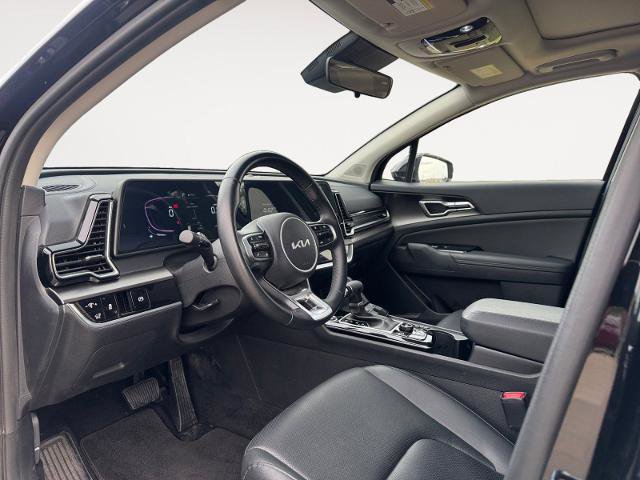 Used 2025 Kia Sportage EX w/ Premium Package FWD image 9