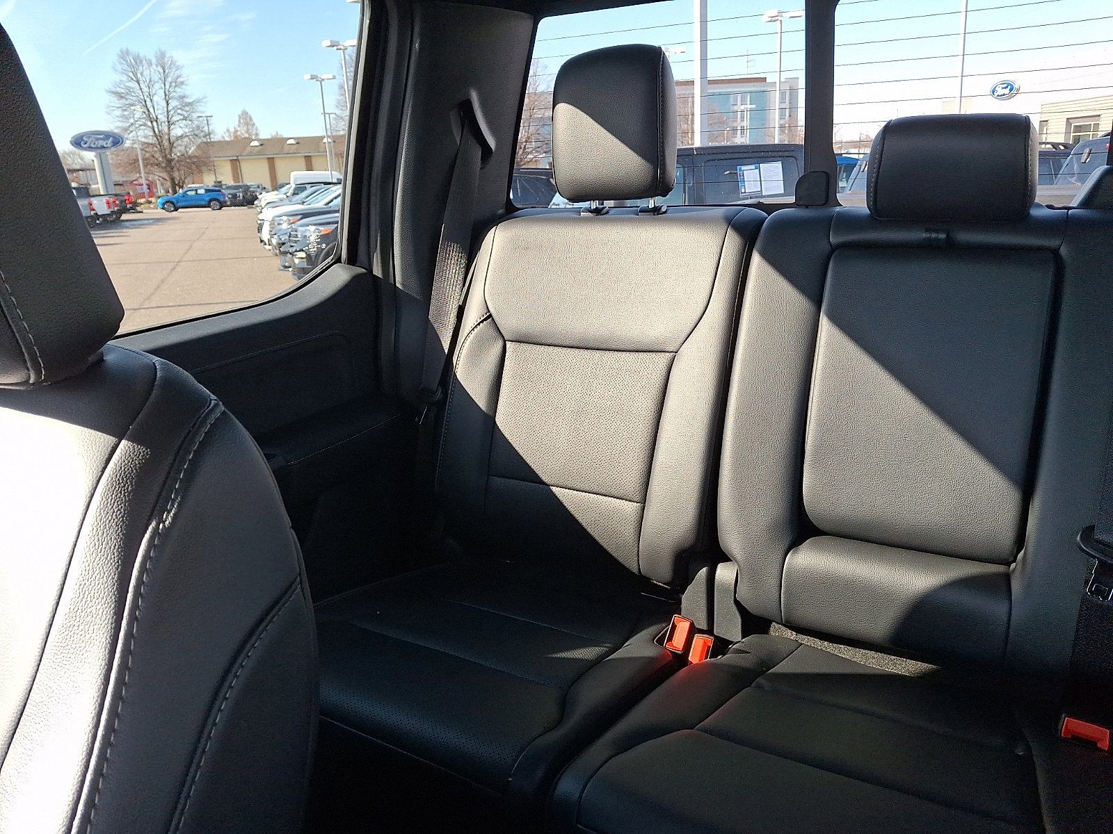 Certified 2024 Ford F150 Lariat w/ Equipment Group 502A High image 18