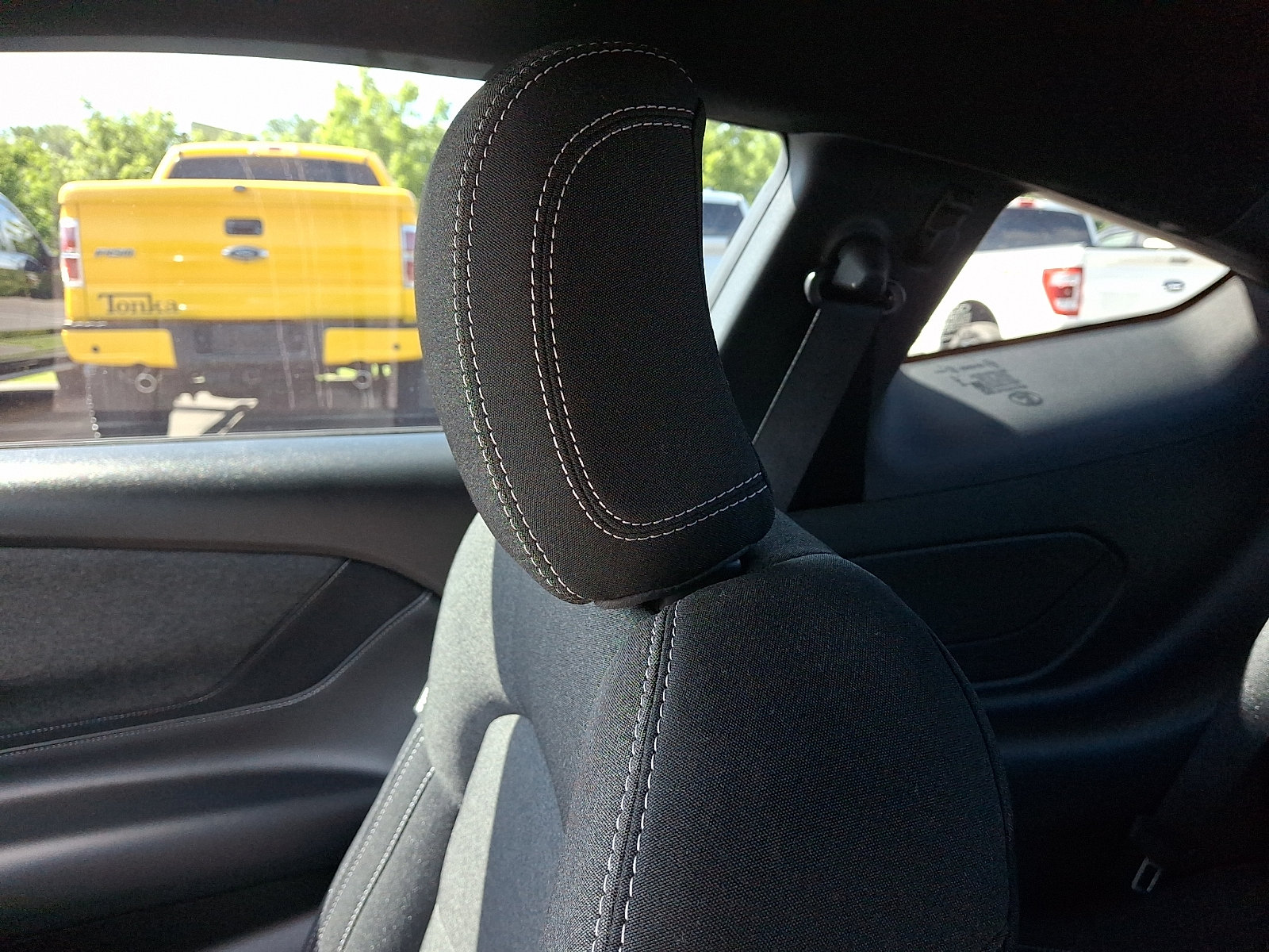 Certified 2025 Ford Mustang Coupe RWD image 17