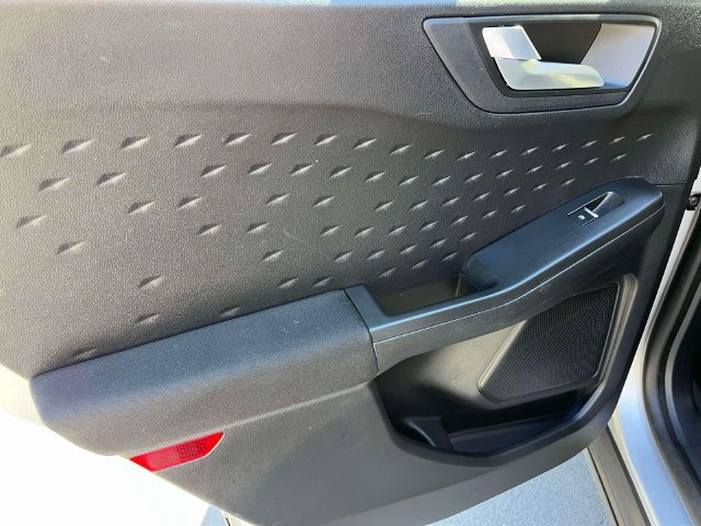 Certified 2020 Ford Escape SE AWD/4WD image 17
