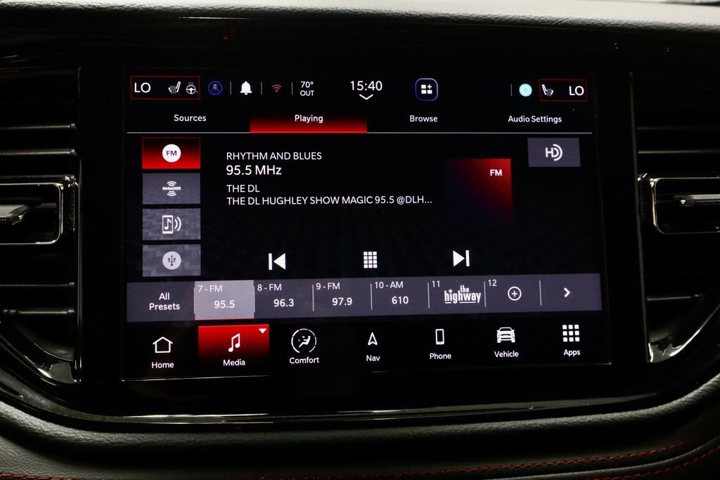 Used 2025 Dodge Durango GT AWD/4WD image 3