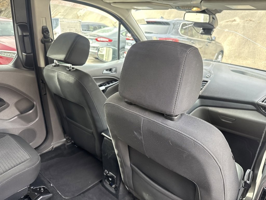 Certified 2022 Ford Transit Connect XLT image 25