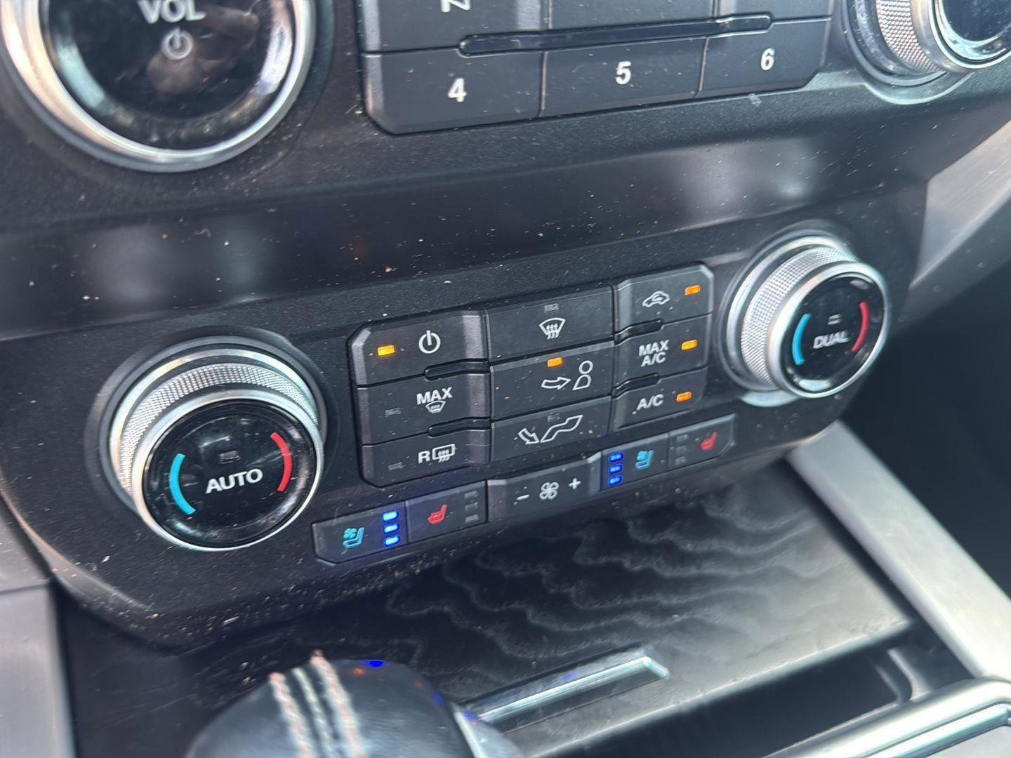 Certified 2020 Ford F150 Platinum w/ Equipment Group 701A Luxury image 26