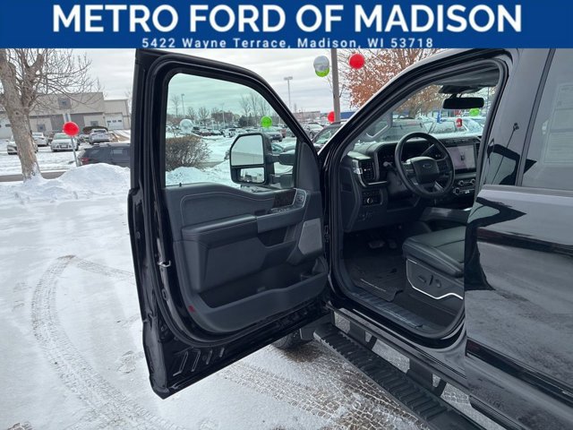 Certified 2024 Ford F350 Lariat w/ Lariat Ultimate Package image 14