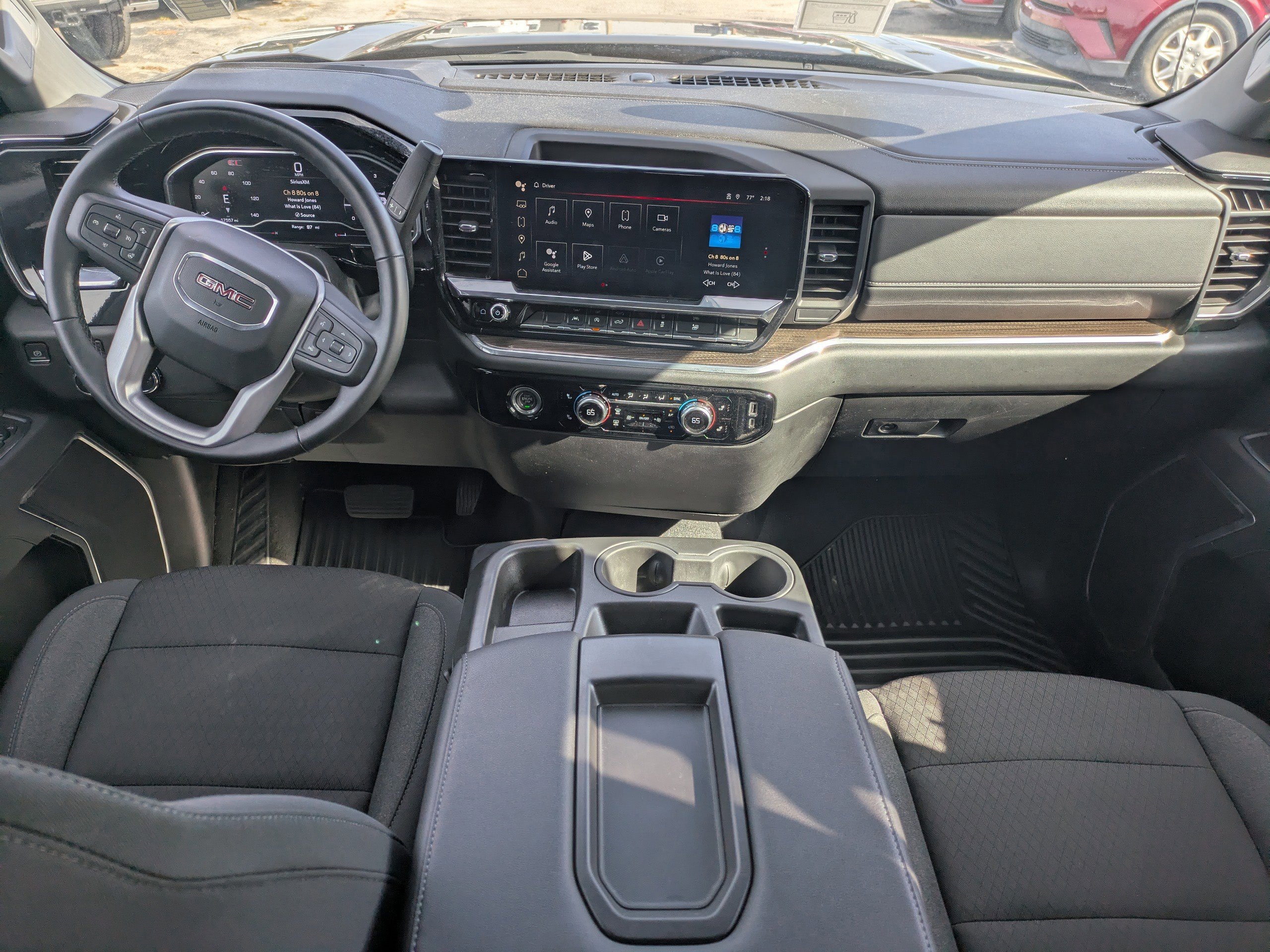 Used 2024 GMC Sierra 1500 Elevation image 16