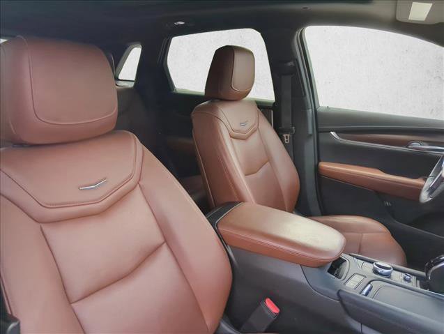 Used 2023 Cadillac XT5 Premium Luxury w/ Technology Package FWD image 26