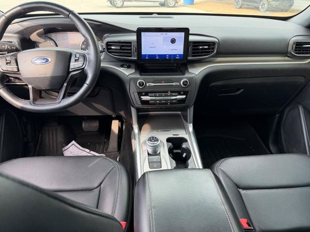 Certified 2020 Ford Explorer XLT w/ Equipment Group 202A RWD image 11