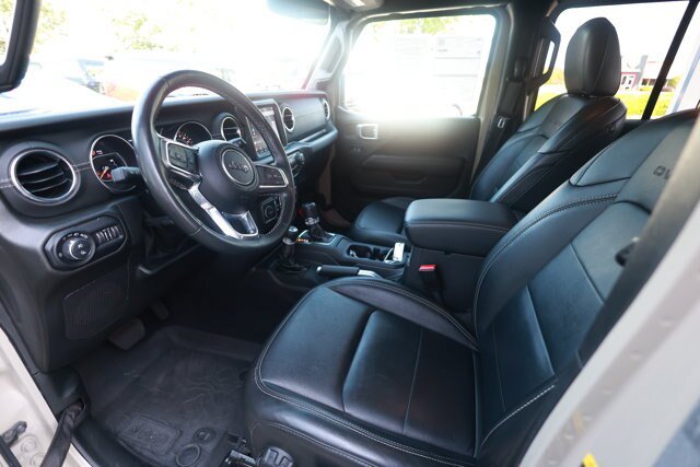 Used 2022 Jeep Gladiator Overland w/ Popular Equipment Package AWD/4WD image 14