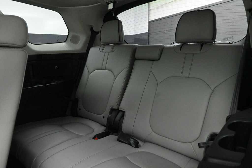 Used 2023 Honda Pilot Elite image 20