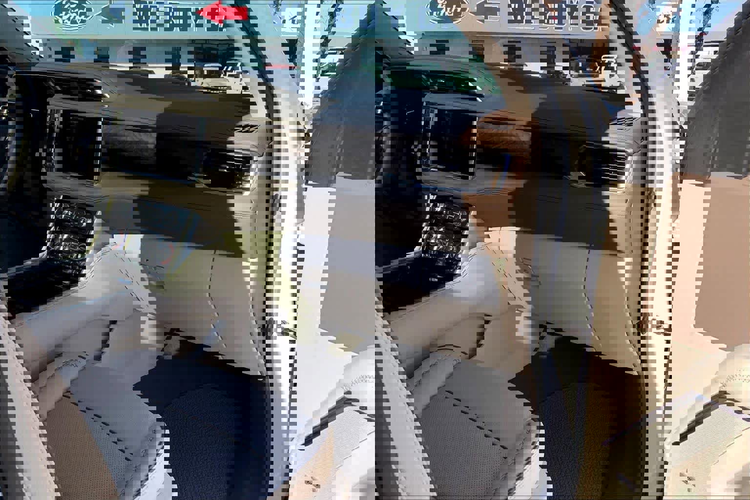 Used 2023 GMC Yukon Denali image 18