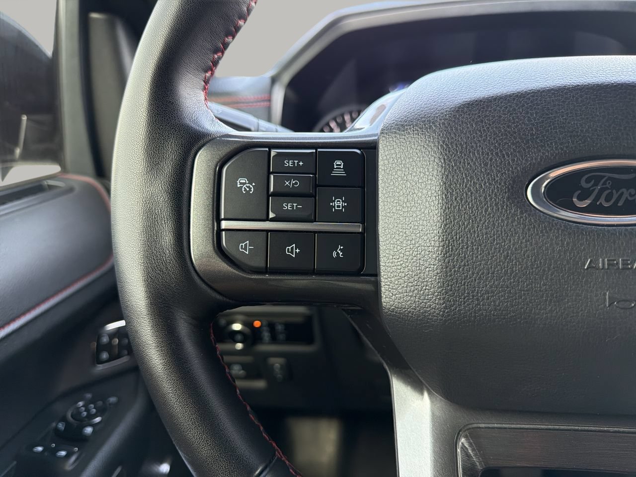 Certified 2023 Ford Expedition Limited RWD image 29
